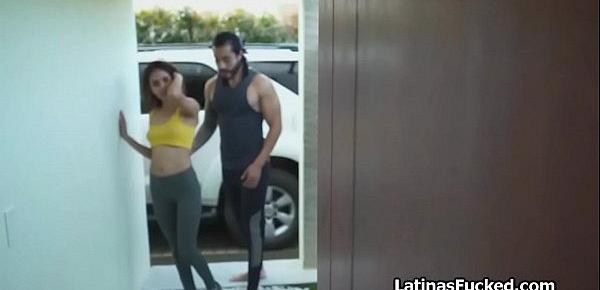  Latina goes from the airport straight onto a cock